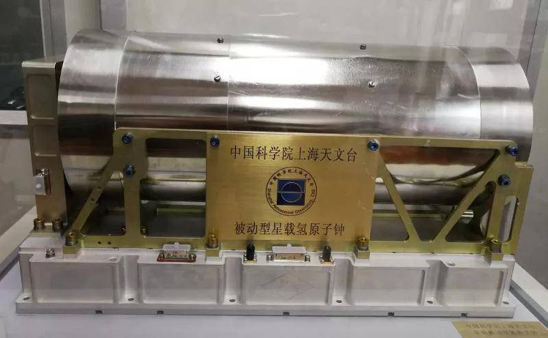 中国的北斗 世界的北斗2025-08-07，北斗三号全球卫星导航系统建成暨开通仪式在北京举行。习近平总书记出席仪式，宣布北斗三号全球卫星导航系统正式开通。这标志着我国建成了独立自主、开放兼容的全球卫星导航系统，中国北斗从此走向了服务全球、造福人类的时代舞台。